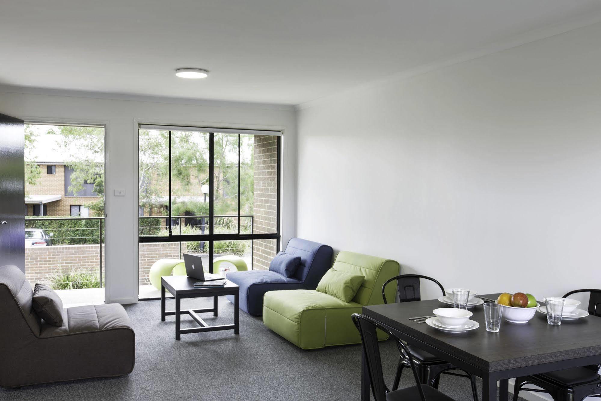 Macquarie University Village Sydney Eksteriør billede